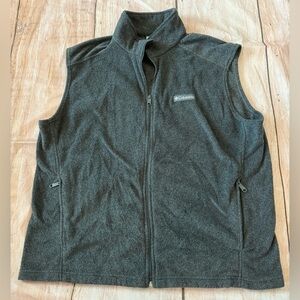 Columbia Vest Men's XL Charcoal Gray Fleece Full Zip-Up Front w/ Zipper Pockets